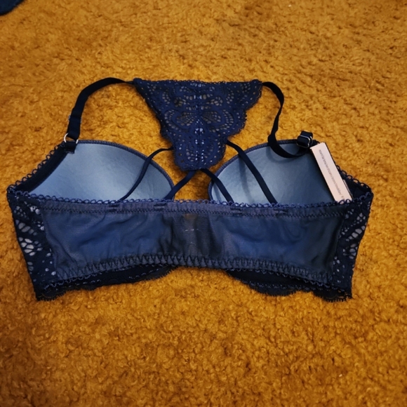 Victoria Secret bra - Picture 2 of 3